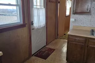 638 Lynn St, Hempfield Township, PA 15601 - Photo 7