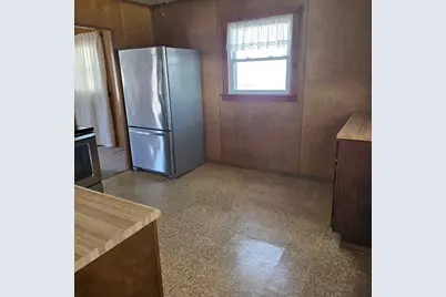 638 Lynn St, Hempfield Township, PA 15601 - Photo 9