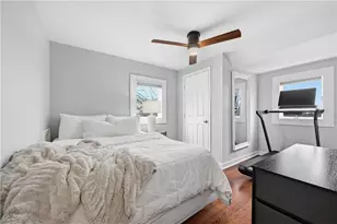 112 Leon Rd, Green Tree, PA 15220 - Photo 17