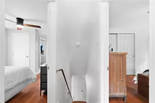 112 Leon Rd, Green Tree, PA 15220 - Photo 15