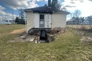 10 Republic St, Redstone Township, PA 15475 - Photo 3