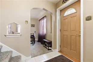 2 Oakridge Rd, Ross Twp, PA 15229 - Photo 3