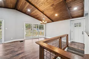 342 Snyder Ln, Burrel-Blacklick, PA 15717 - Photo 9