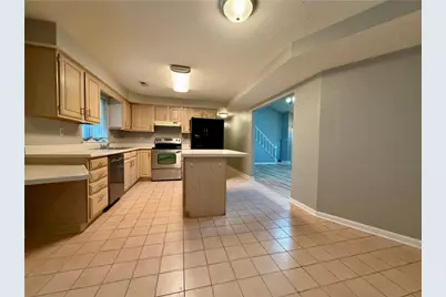 206 Queens Ct, North Strabane, PA 15317 - Photo 5