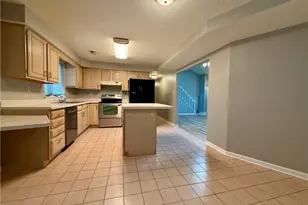 206 Queens Ct, North Strabane, PA 15317 - Photo 5