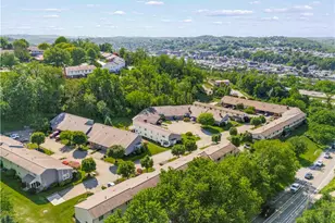 206 Queens Ct, North Strabane, PA 15317 - Photo 3