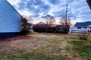 1926 Maratta Rd, Hopewell Township, PA 15001 - Photo 21