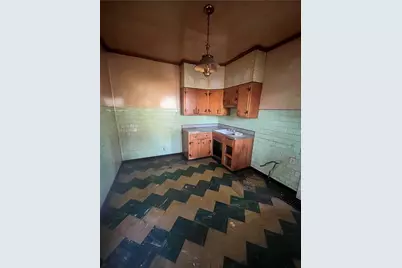 801 Fallowfield, Charleroi Boro, PA 15022 - Photo 9