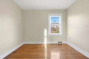 4060 Cambronne St, Pittsburgh, PA 15212 - Photo 11