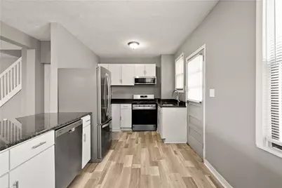 206 Pinecastle Ave, Pittsburgh, PA 15234 - Photo 7