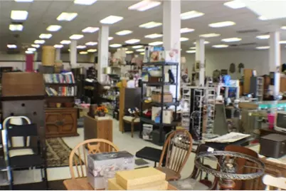 567 McKean Ave, Donora, PA 15033 - Photo 3