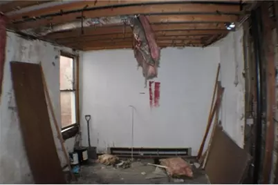 567 McKean Ave, Donora, PA 15033 - Photo 11