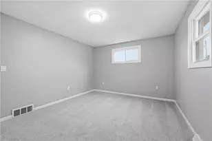 667 Memorial Dr, Pittsburgh, PA 15068 - Photo 25