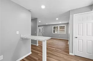 667 Memorial Dr, Pittsburgh, PA 15068 - Photo 15