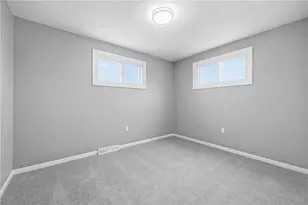 667 Memorial Dr, Pittsburgh, PA 15068 - Photo 21