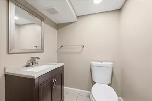 667 Memorial Dr, Pittsburgh, PA 15068 - Photo 29