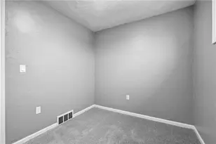 667 Memorial Dr, Pittsburgh, PA 15068 - Photo 17