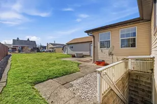 2355 Calvert St, Aliquippa, PA 15001 - Photo 5