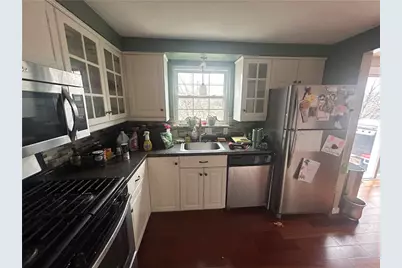 3106 Julie Dr, South Park, PA 15129 - Photo 9