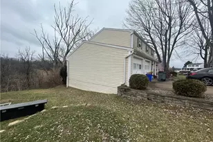 3106 Julie Dr, South Park, PA 15129 - Photo 29