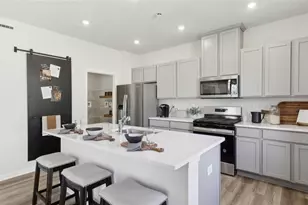 136 Smith Ln, Chippewa Township, PA 15010 - Photo 5