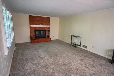 2597 Monterey Dr, Pittsburgh, PA 15241 - Photo 11