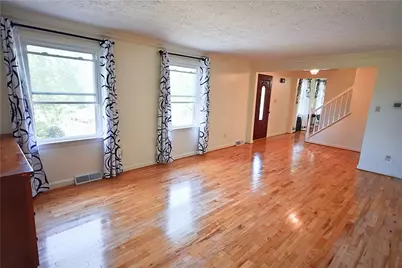 2597 Monterey Dr, Pittsburgh, PA 15241 - Photo 7