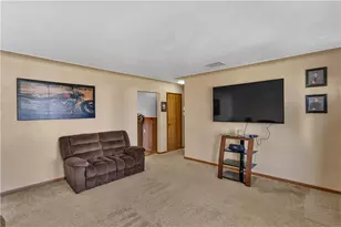 108 Rush Ave, New Eagle, PA 15067 - Photo 9