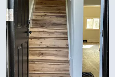 227 E 16th Ave, Homestead, PA 15120 - Photo 5