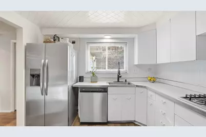 1550 Missouri Avenue, Bridgeville, PA 15017 - Photo 11