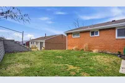 1550 Missouri Avenue, Bridgeville, PA 15017 - Photo 29