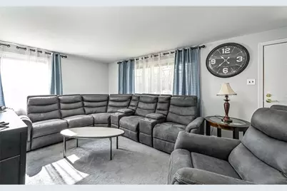 108 Maude Davis Ln, Economy, PA 15143 - Photo 5