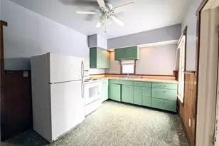 217 13th St, Beaver Falls, PA 15010 - Photo 5