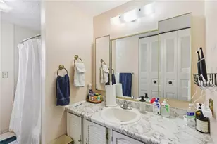 114 Tangleview Dr, White Oak, PA 15131 - Photo 21