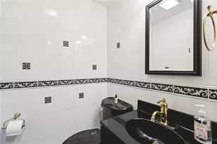 114 Tangleview Dr, White Oak, PA 15131 - Photo 15