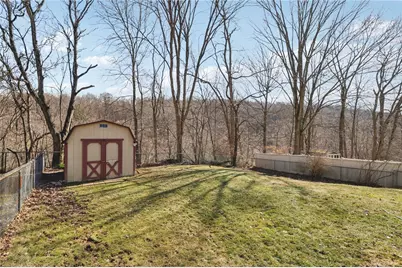 114 Tangleview Dr, White Oak, PA 15131 - Photo 27