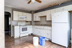 148/150 W Midland Ave, Midland Boro, PA 15059 - Photo 7