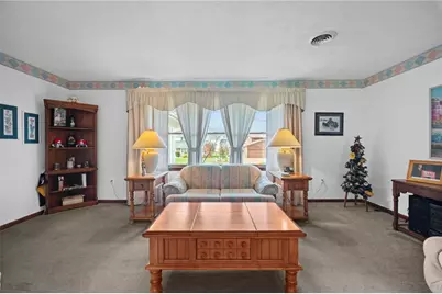 321 Meadowlark Dr, South Union Township, PA 15401 - Photo 5