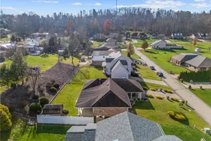 321 Meadowlark Dr, South Union Township, PA 15401 - Photo 45