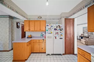 321 Meadowlark Dr, South Union Township, PA 15401 - Photo 11