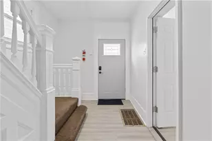 3844 Baytree St, Observatory Hill, PA 15214 - Photo 3