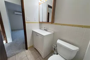 927 Vance Ave, Coraopolis, PA 15108 - Photo 13