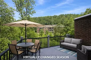 815 Village Dr, Pittsburgh, PA 15237 - Photo 3