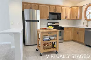 815 Village Dr, Pittsburgh, PA 15237 - Photo 7