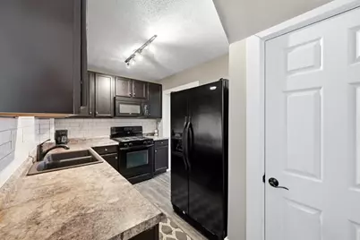 952 Melrose Ave, Ambridge, PA 15003 - Photo 15