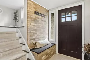 453 Amherst Ave, Moon/Crescent Twp, PA 15108 - Photo 5