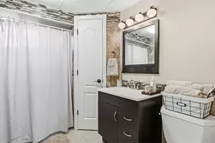 453 Amherst Ave, Moon/Crescent Twp, PA 15108 - Photo 7