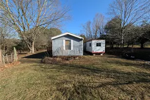 100 Santa Rita Ln, Connoquenessing Township, PA 16001 - Photo 9