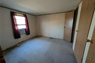 100 Santa Rita Ln, Connoquenessing Township, PA 16001 - Photo 19