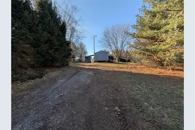 100 Santa Rita Ln, Connoquenessing Township, PA 16001 - Photo 5